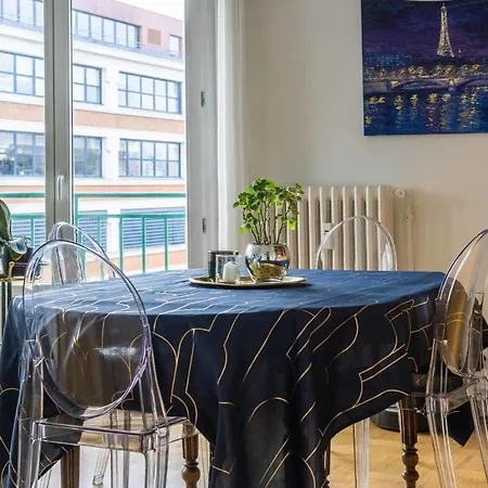 Bright 87m With 3 Large Bay Windows * Lilla